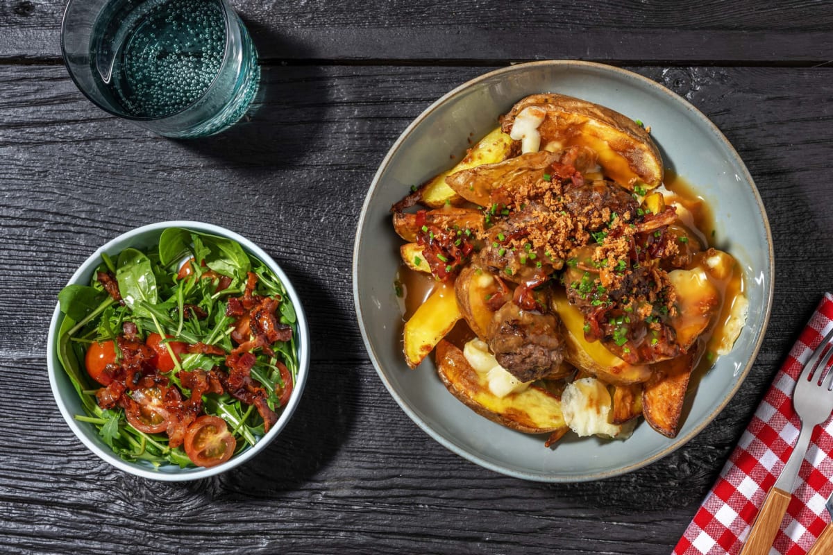 Poutine aux boulettes de bison façon cabane à sucre