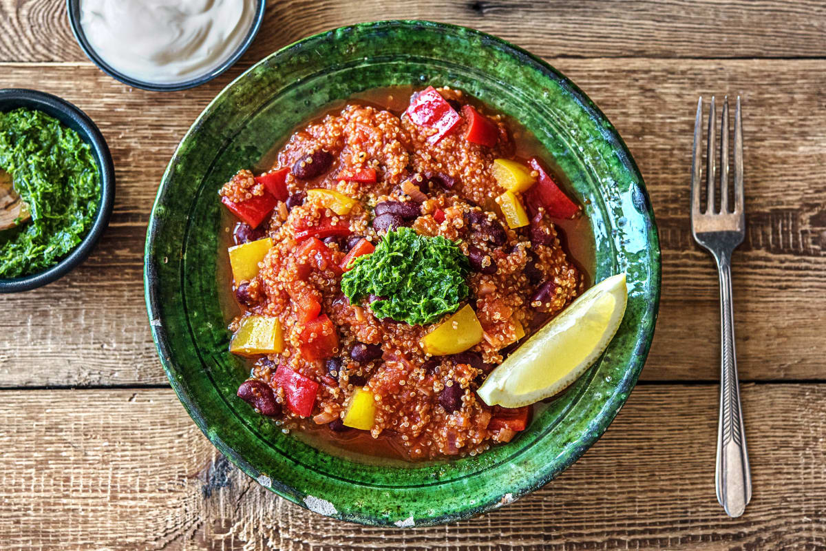 Quinoa-Chili mit Paprika und Bohnen,