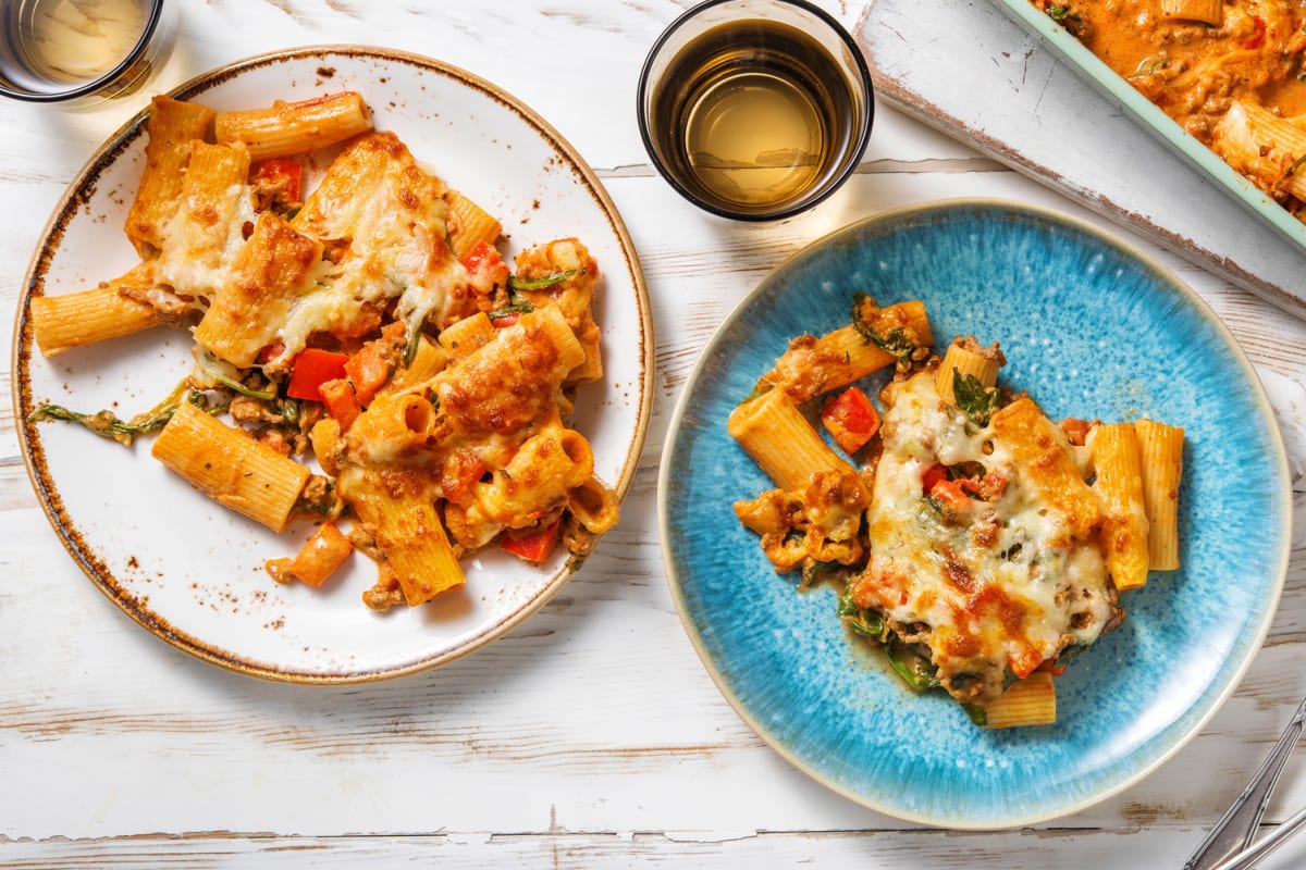 Cheesy Beef and Rigatoni Bake