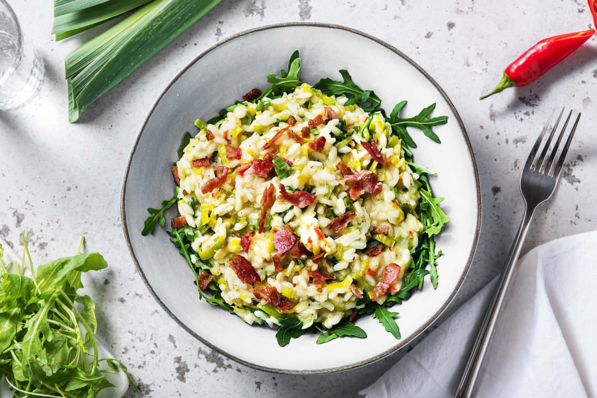 Risotto épicé au lard et au poireau