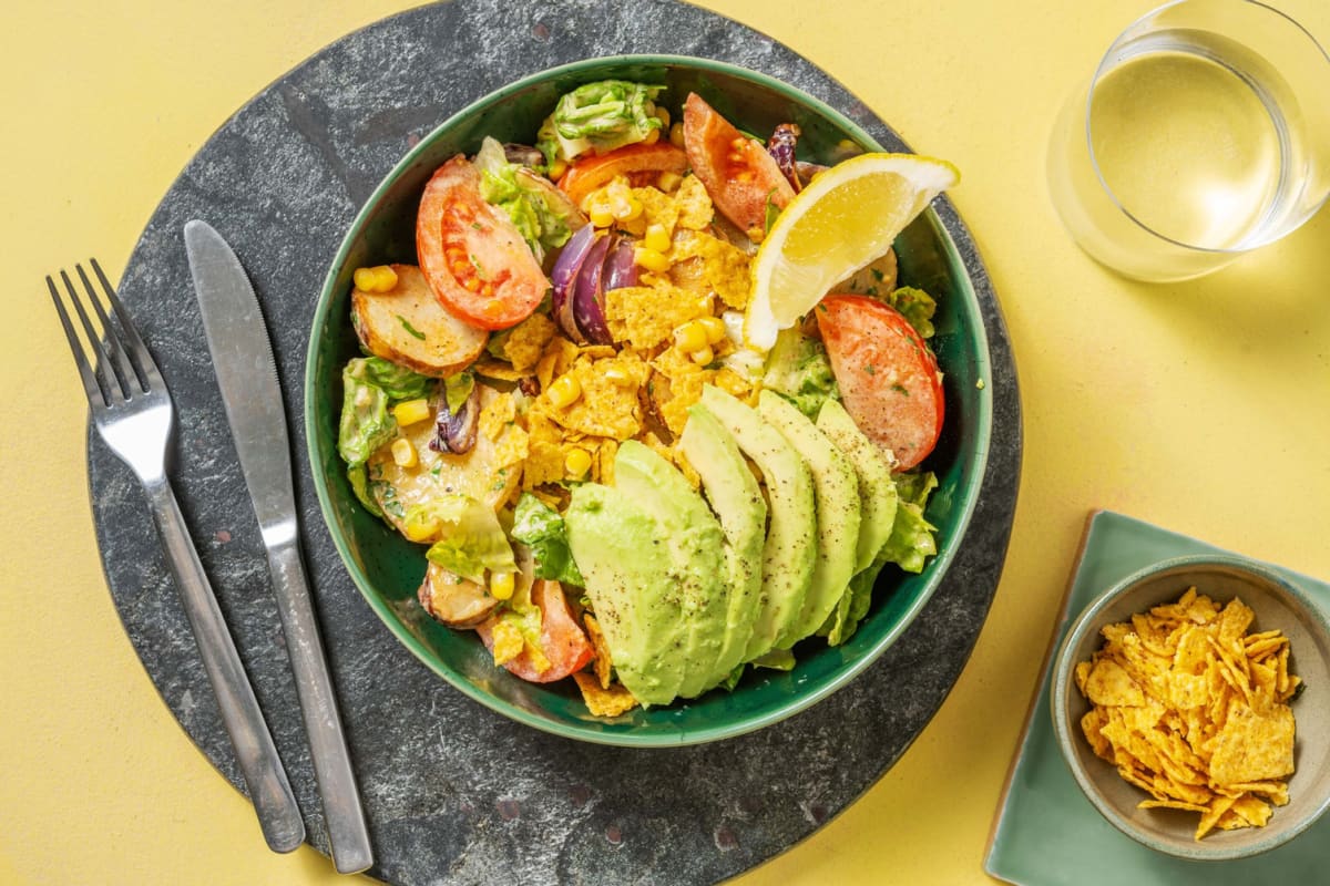 Salat mit Topinambur, Avocado & Harissa-Dressing