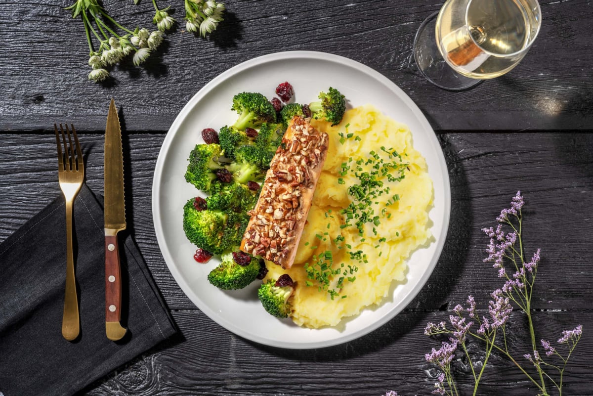 Pecan-Crusted Roasted Salmon