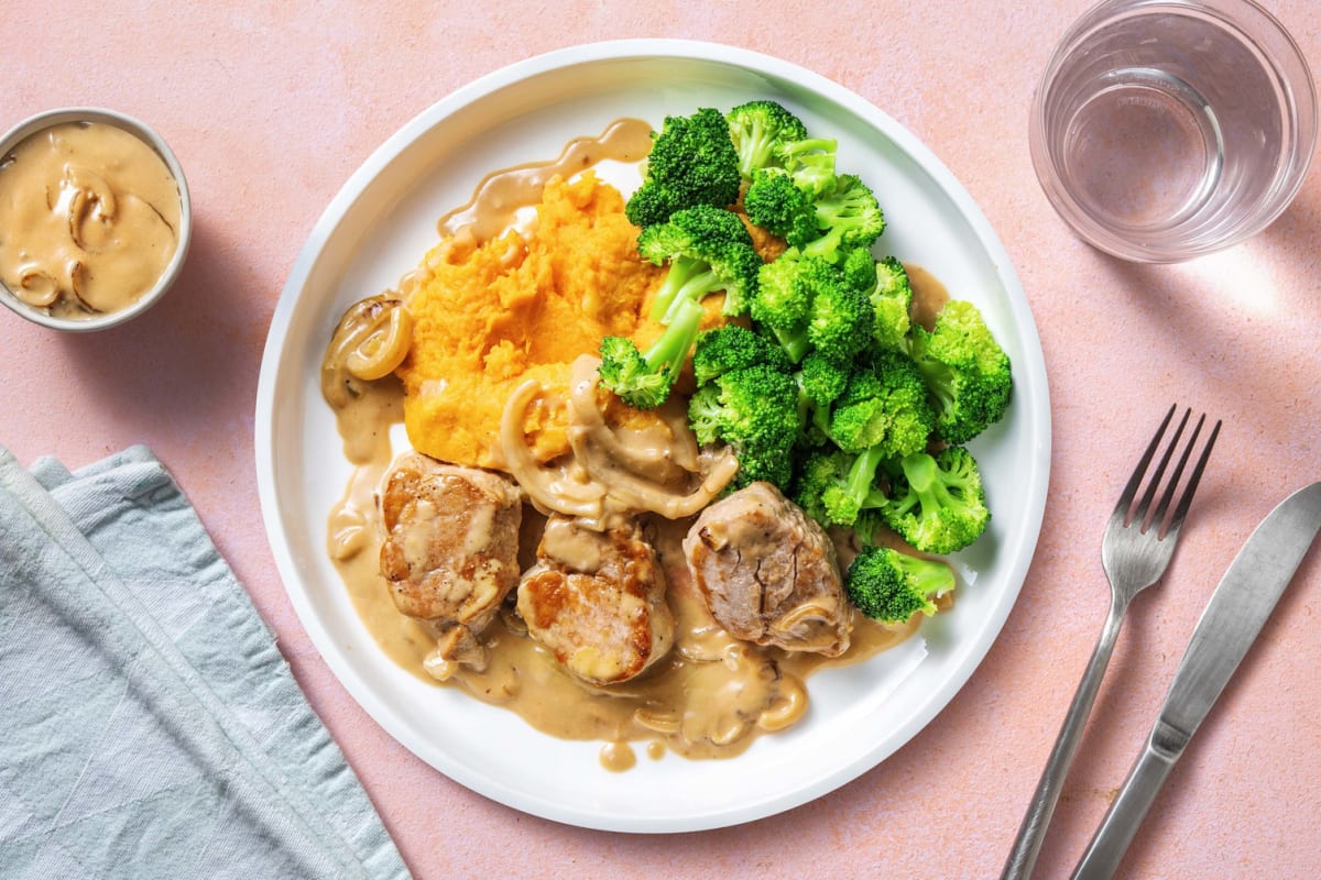 Schweinesteak mit Zwiebelsauce Rezept | HelloFresh