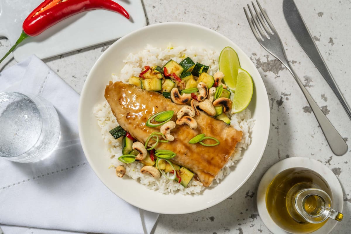 Seehecht in Teriyakisoße mit scharfer Zucchini