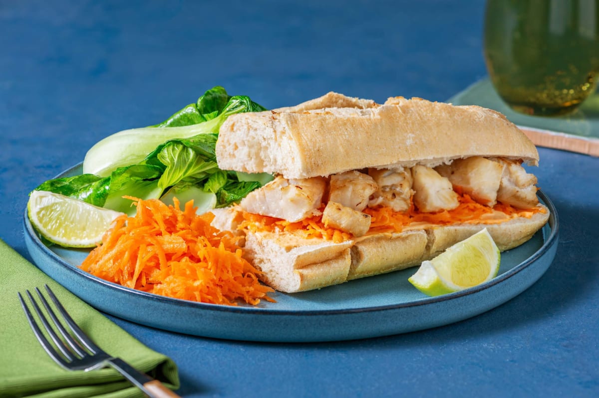 Seelachs-Sandwich mit Sriracha-Mayo