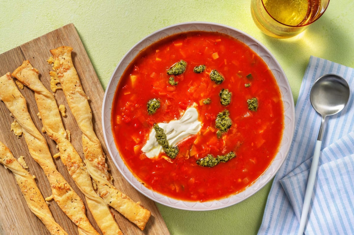Soupe de tomate aux légumes & gressins au fromage maison