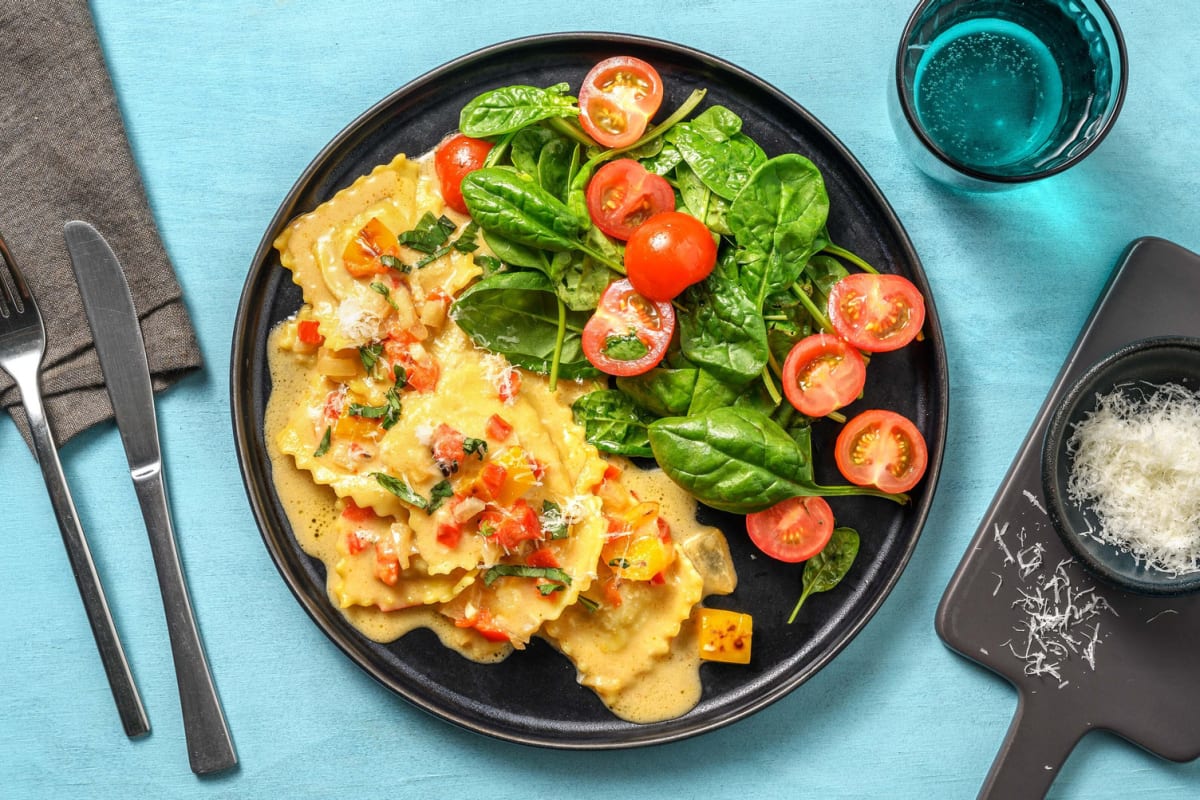 Raviolis à la courge et aux poivrons rouges rôtis