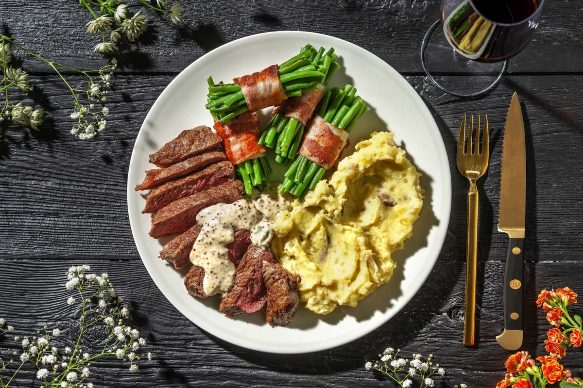 Steaks et haricots verts enrobés de bacon