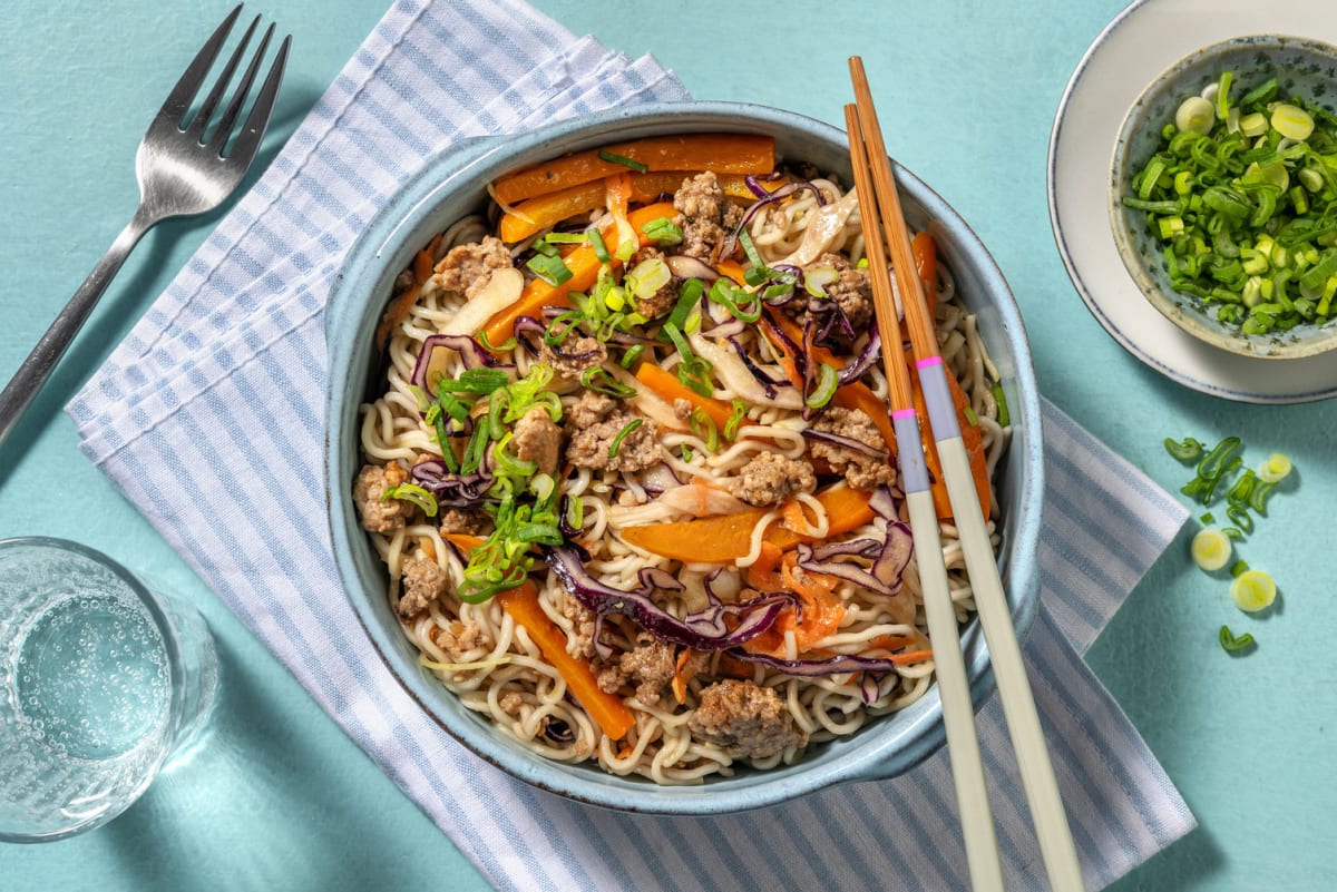 Nouilles sucrées-salées au bœuf et au porc