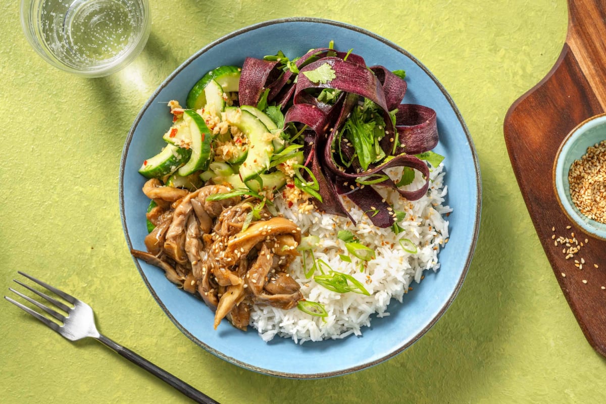 Teriyaki Bowl mit Pulled Mushroom & lila Karotten