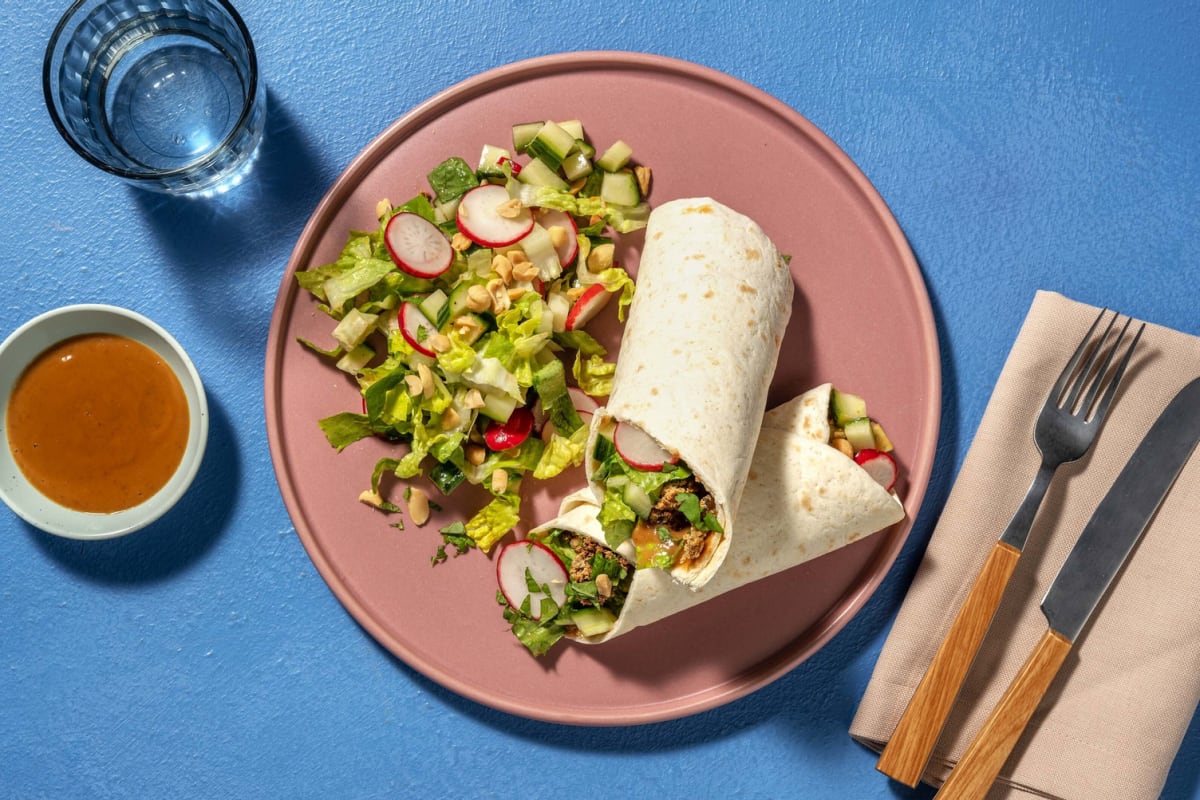 Thai Style Wraps mit Knuspertofu & Erdnusssoße