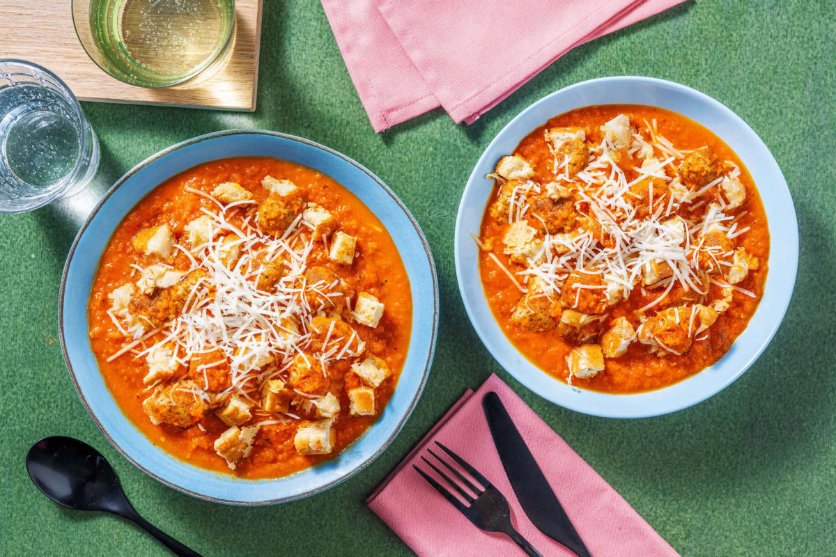 Soupe de tomates aux boulettes de poulet