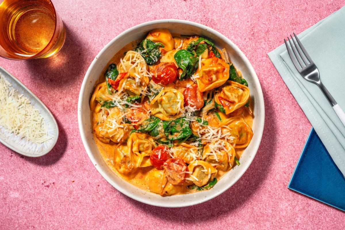 Tortellinis au fromage et sauce au pesto de tomates séchées