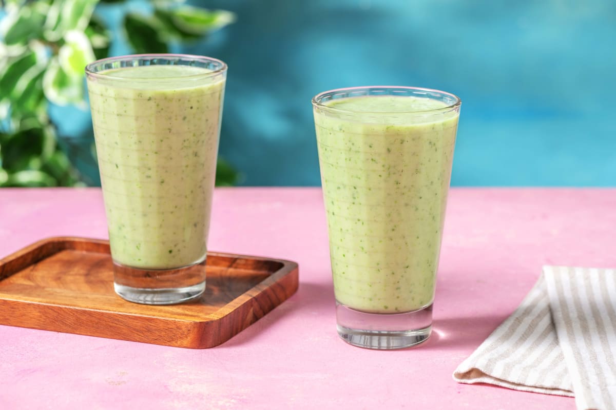 Triple groene smoothie met spinazie, avocado en munt