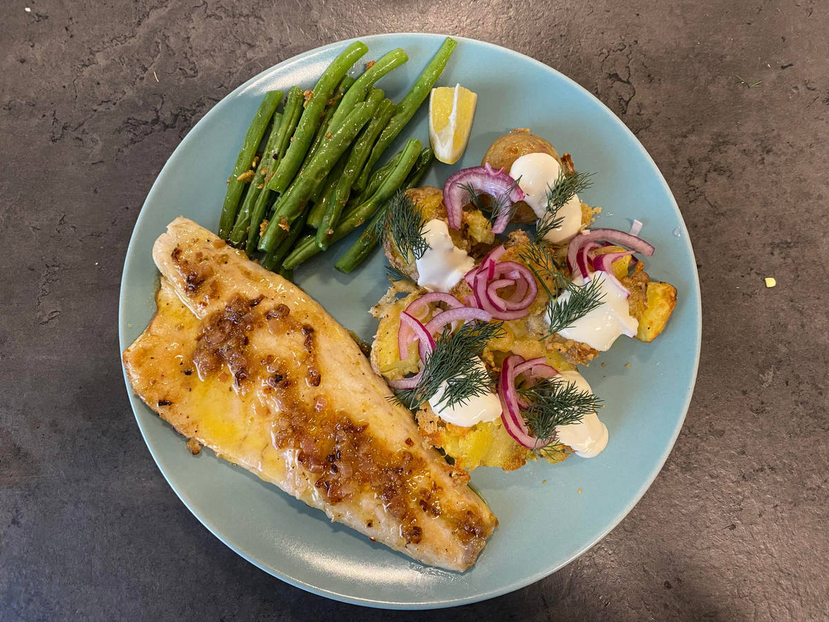 Seared sea bass and lemon sauce HelloFresh
