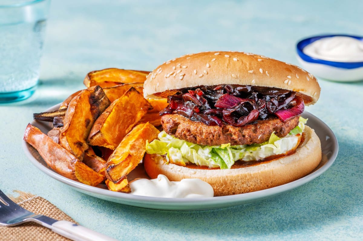 Vegan BBQ Burger mit karamellisierten Zwiebeln