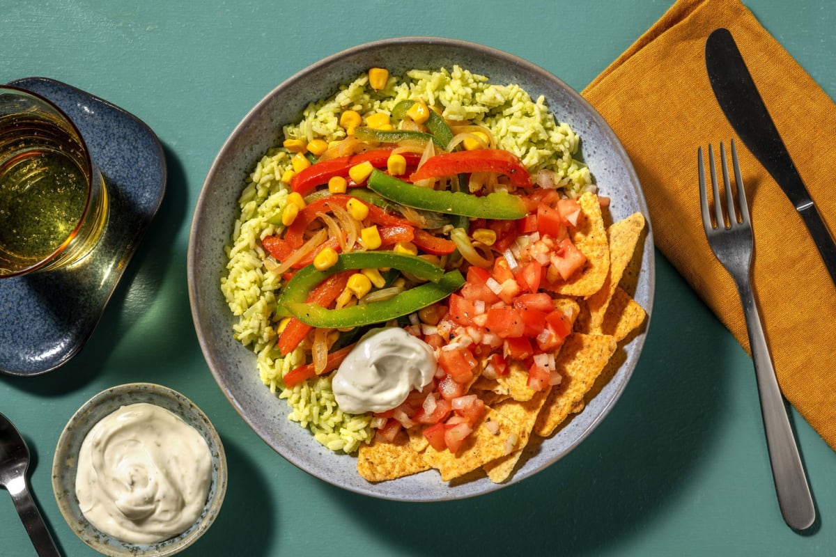 Vegane Tortilla-Bowl mit Avocado-Reis