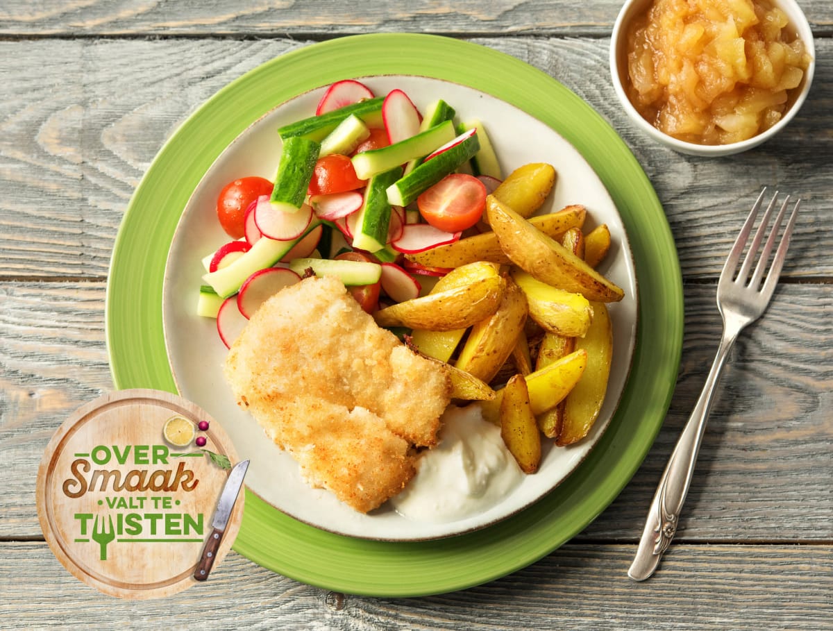 Visschnitzel met rauwkostsalade en een crème van feta