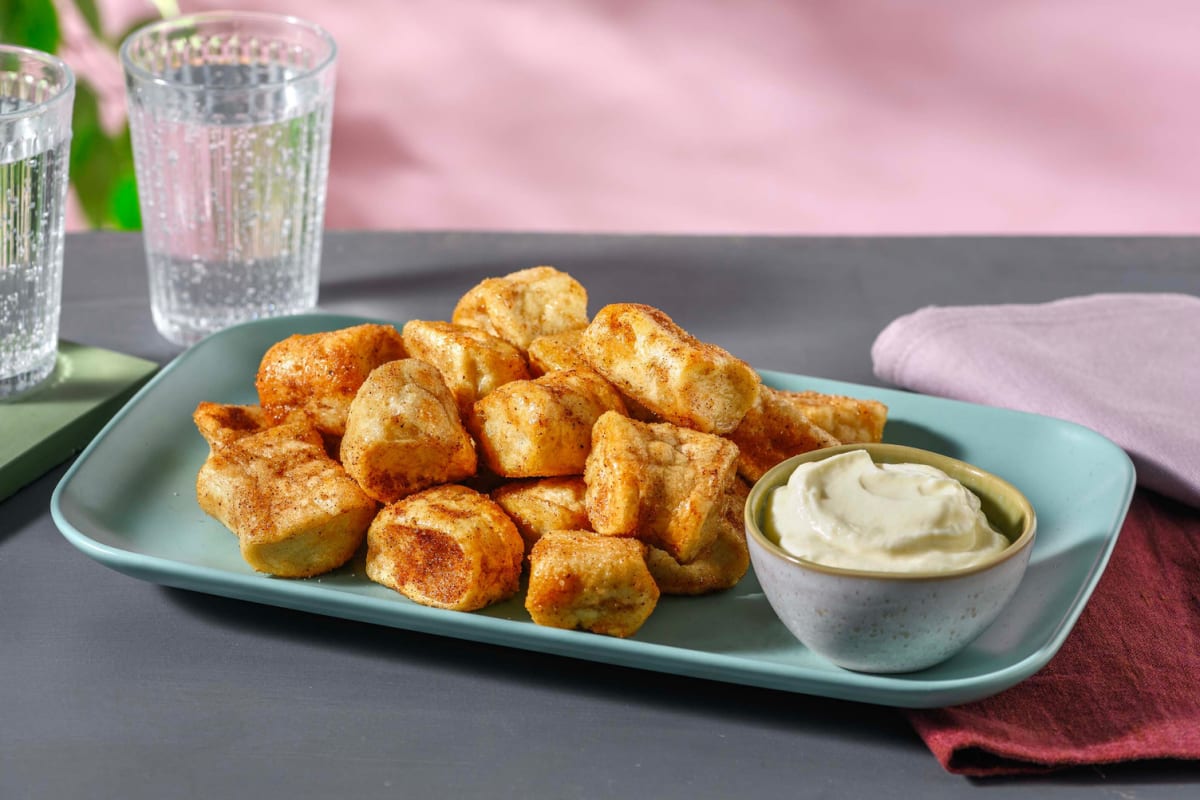 Bouchées de bretzel chaudes au sucre à la cannelle