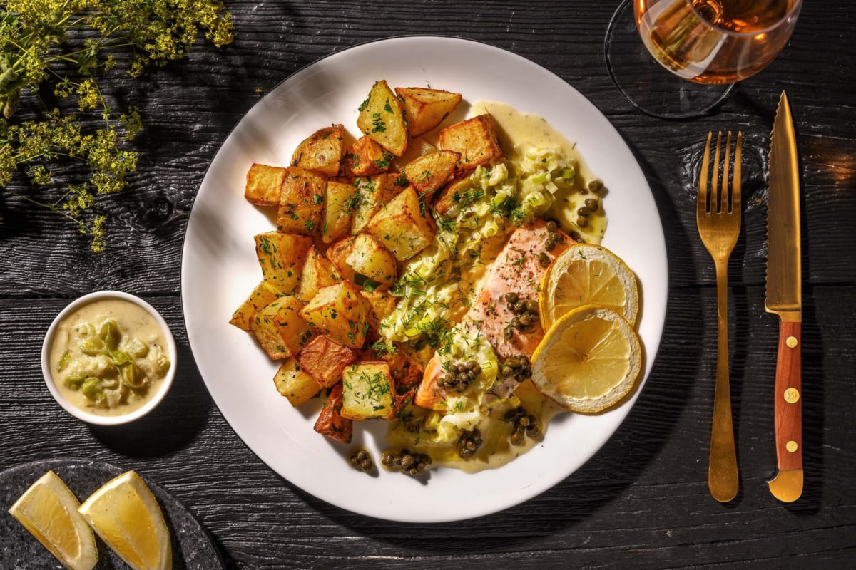 Große Portion: Norwegisches Lachsfilet mit Kapern