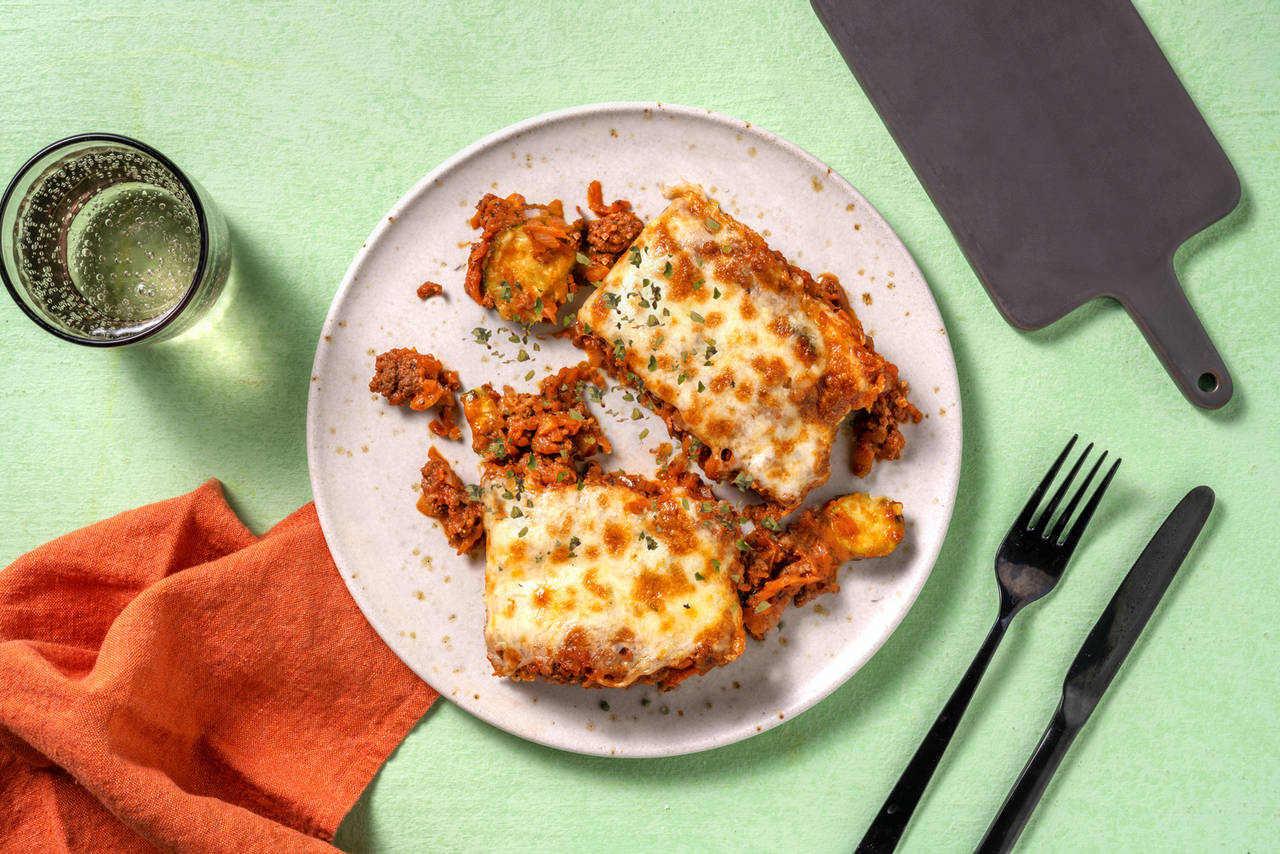 Lasaña de calabacín y carne de ternera con queso gratinado