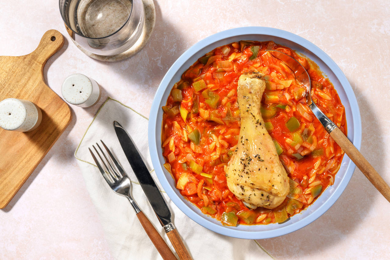 Guiso de orzo con pollo a la mediterránea con verduras