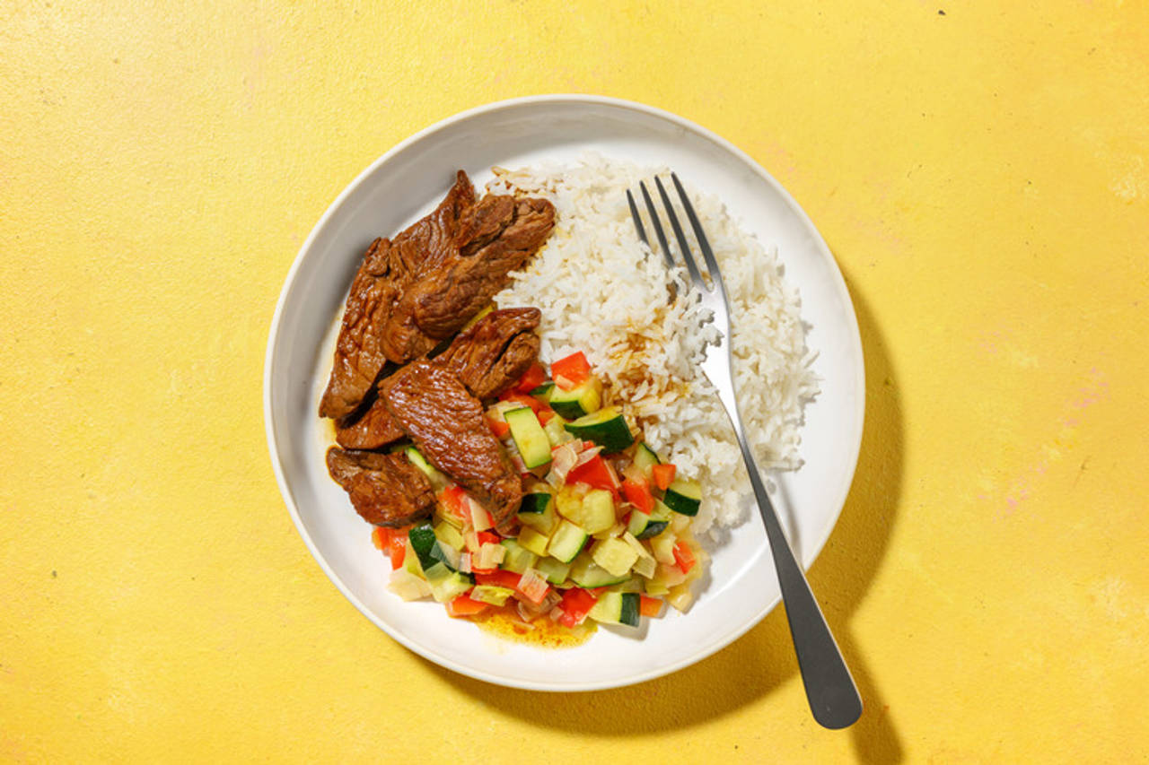 Shogayaki: extra de ternera en salsa asiática con verduritas con arroz y vinagreta de soja