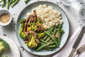 Wokschotel met broccoli en biefstukpuntjes image