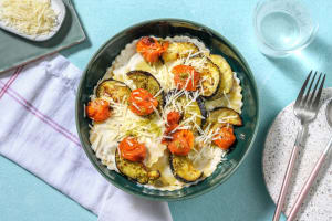 Maxi-Ravioli mit Tomate-Mozzarella-Füllung image