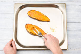 Slightly mash the inside of the potato