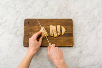 Slice into 1 cm thick slices