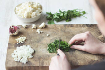 Chop the coriander