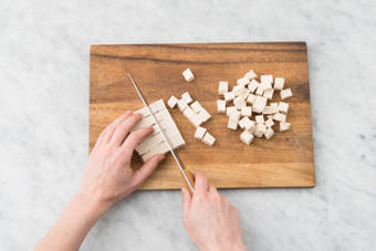Tofu schneiden
