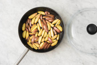 Cuire les pommes de terre