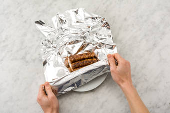 Cuire les saucisses de poulet