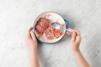 Fleisch marinieren