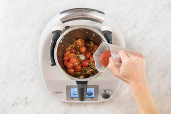 LINSENBOLOGNESE KOCHEN