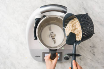 KOKOSREIS ZUBEREITEN