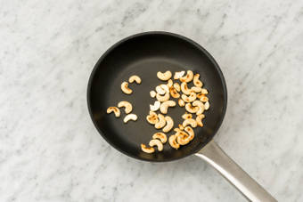 CASHEWKERNE RÖSTEN