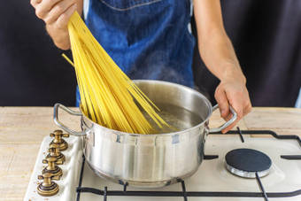 Cook the Pasta
