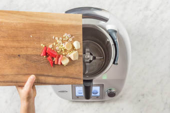 CURRYPASTE HERSTELLEN