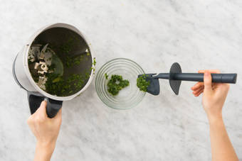 GREMOLATA FERTIGSTELLEN