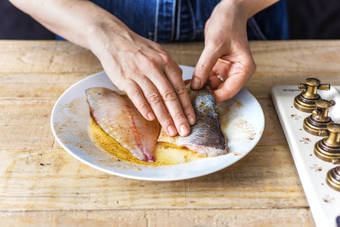 Marinate the Bream