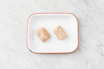 SCHWEINEFILETS PANIEREN