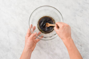 Préparer la vinaigrette