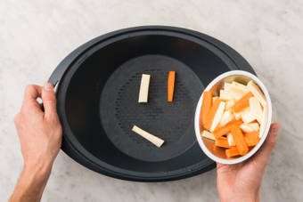 FÜR DIE GEMÜSESTÄBCHEN