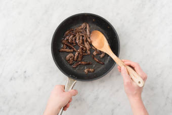 COOK THE KOREAN BEEF