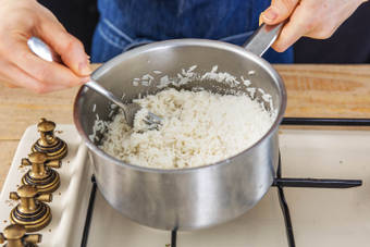 Cook the Rice