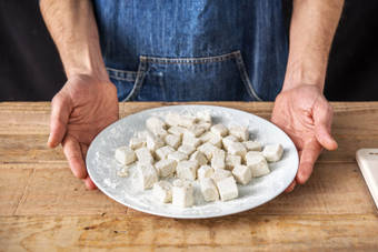 Coat the Tofu