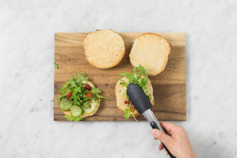 BURGER FERTIGSTELLEN